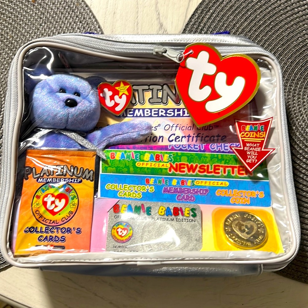Beanie baby platinum membership - never opened. Rare